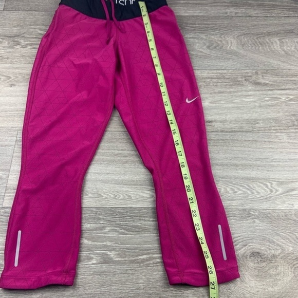 Pink Nike Logo Gym crop Workout Leggings - Picture 8 of 8